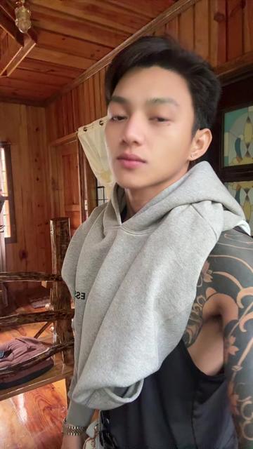 @mysteryman