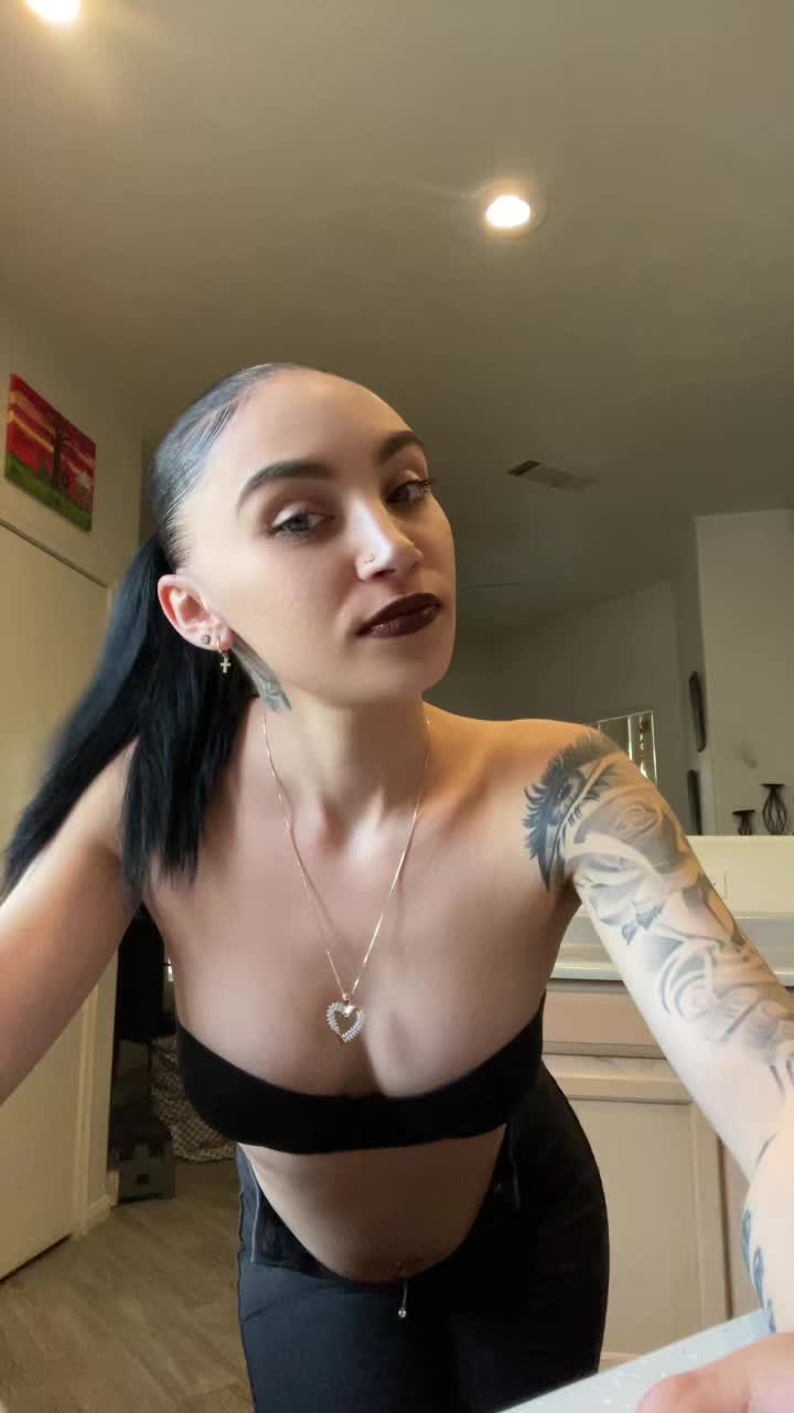 @JAASRENEE