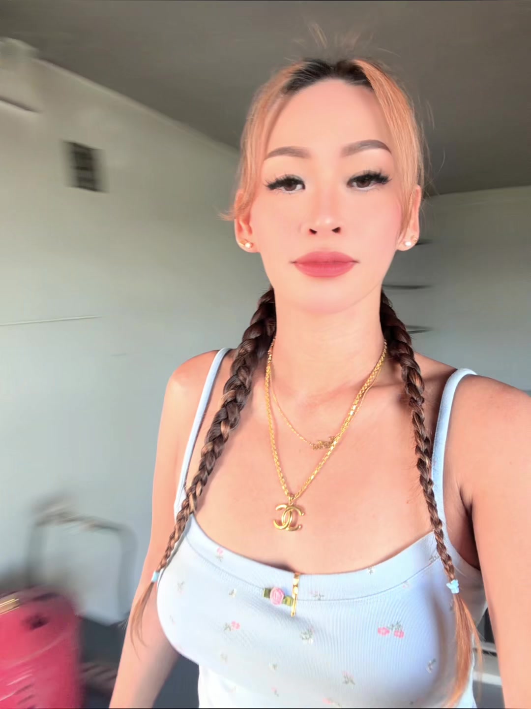 @Schastarz🇸🇬