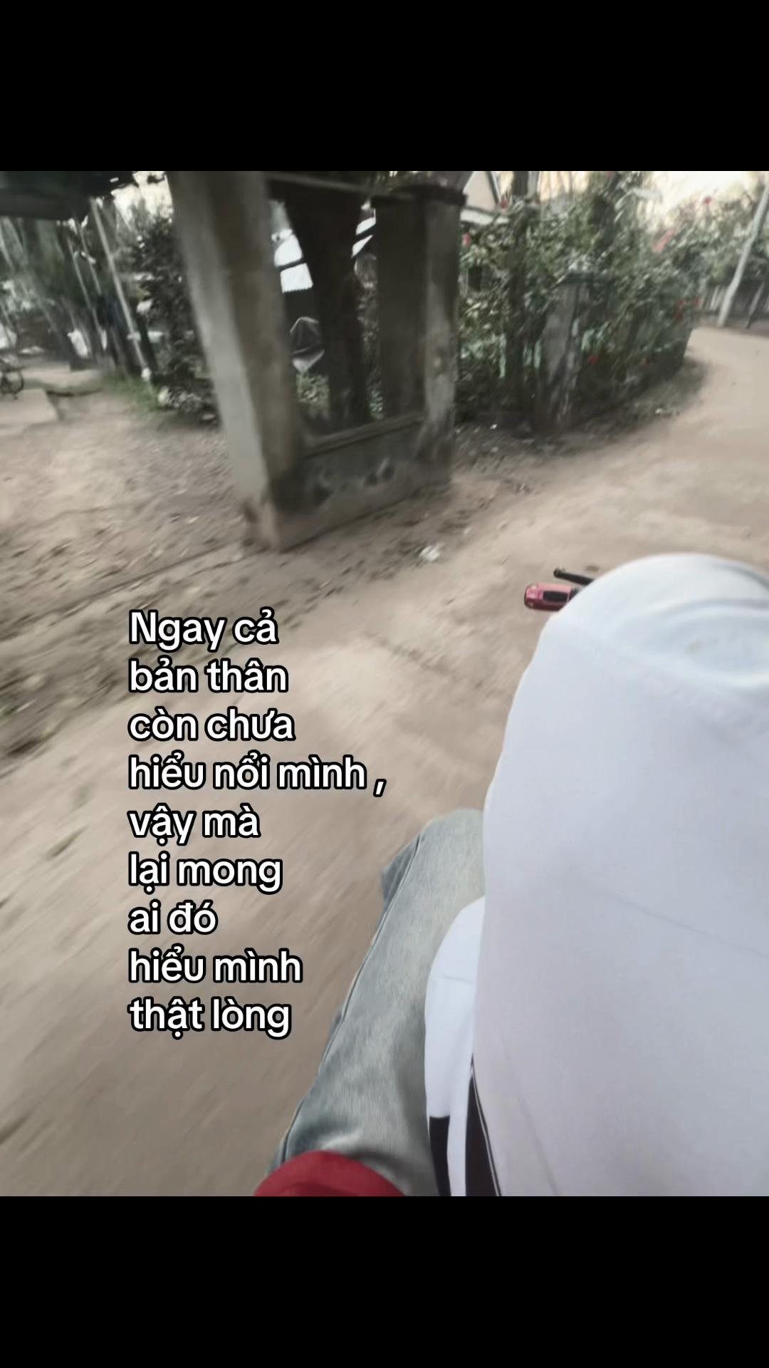 @𝙆𝙝𝙖́𝙣𝙝 𝙑𝙮