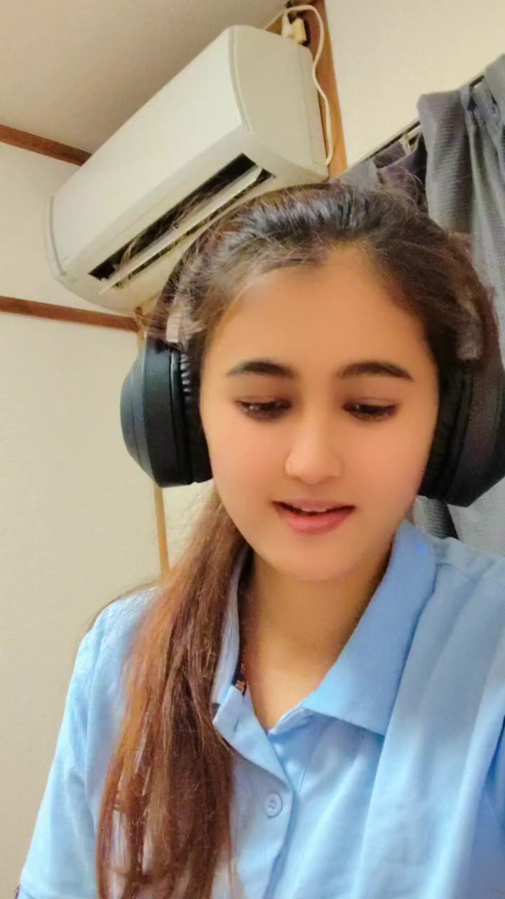 @JANU❤️💫
