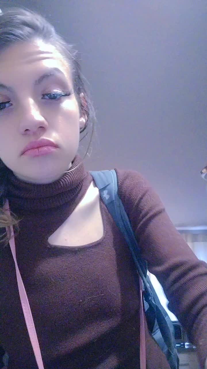 @Bee