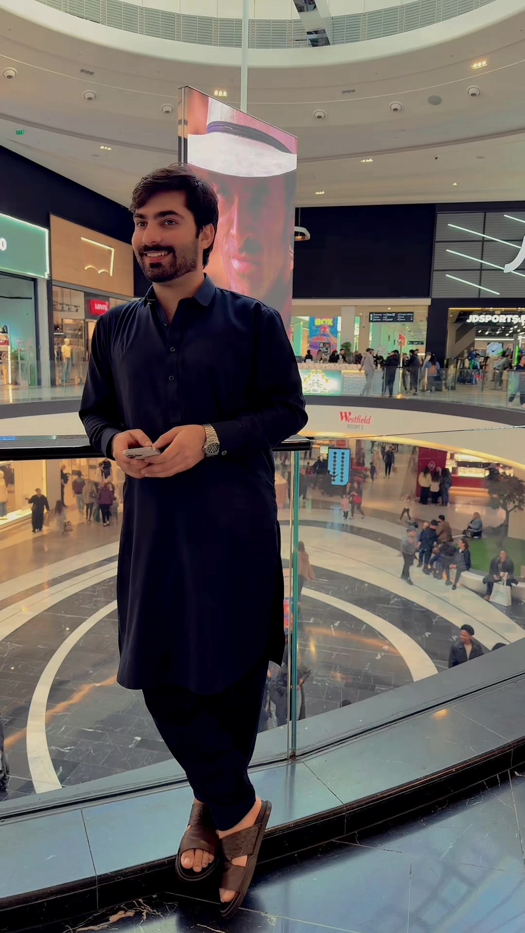 @Rana T.H 🇵🇰🇫🇷