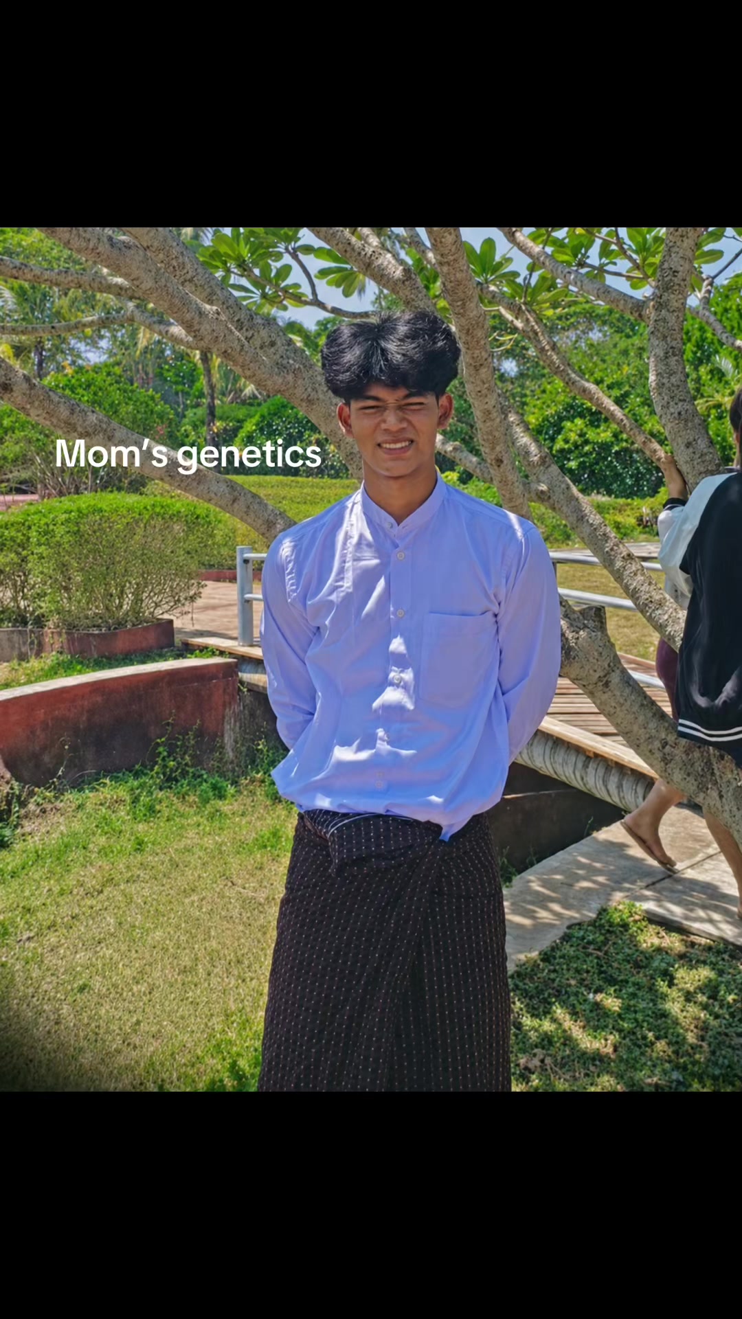@ကိုတင်မောင်