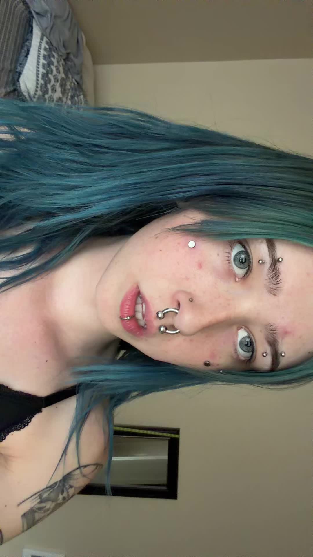 @lyrajet