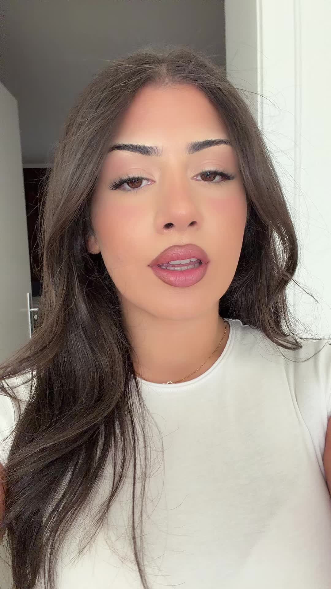 @Dilos
