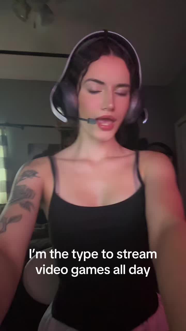 @Bellaoon ~ twitch