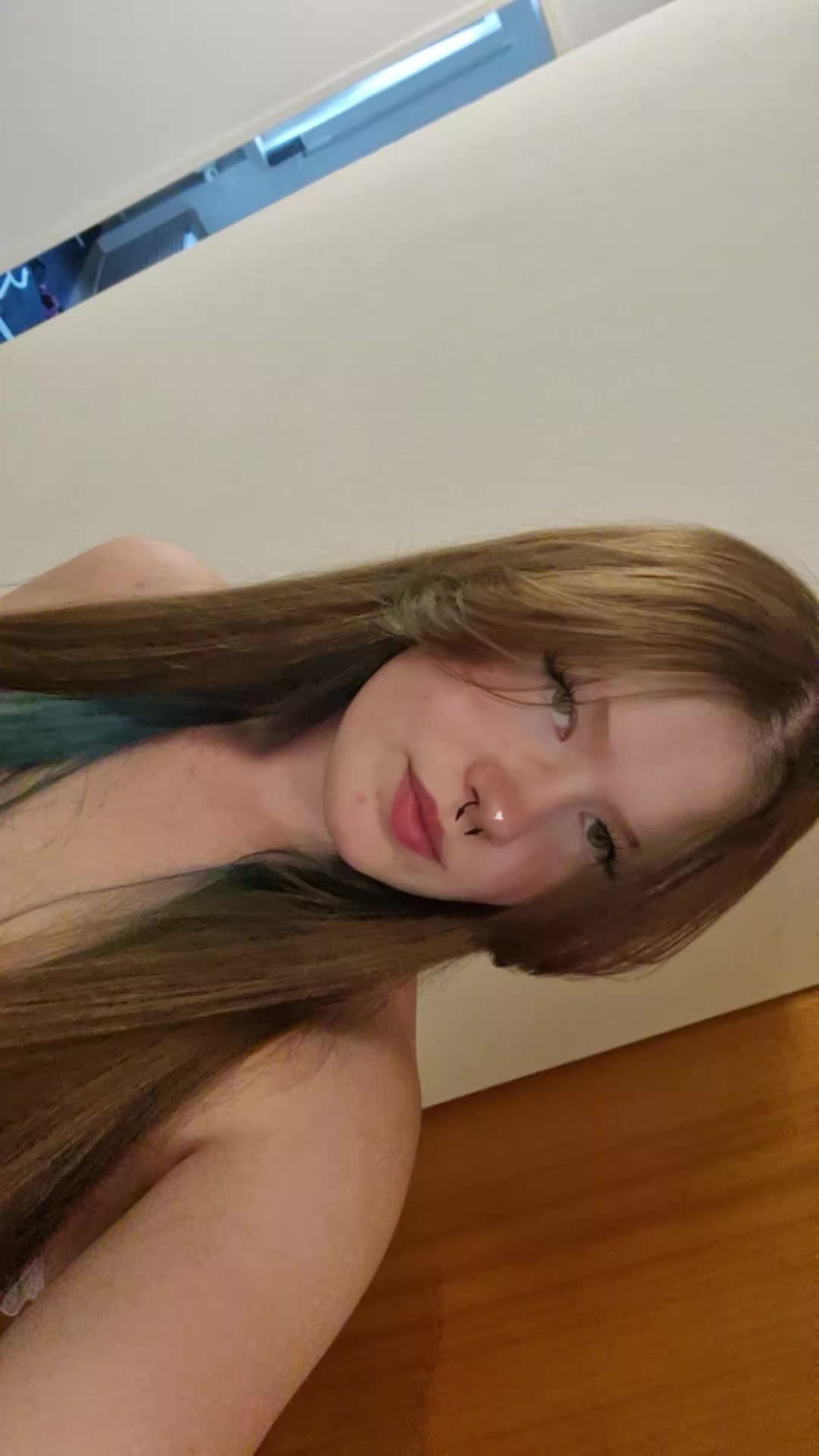 @Lara🇭🇺💚