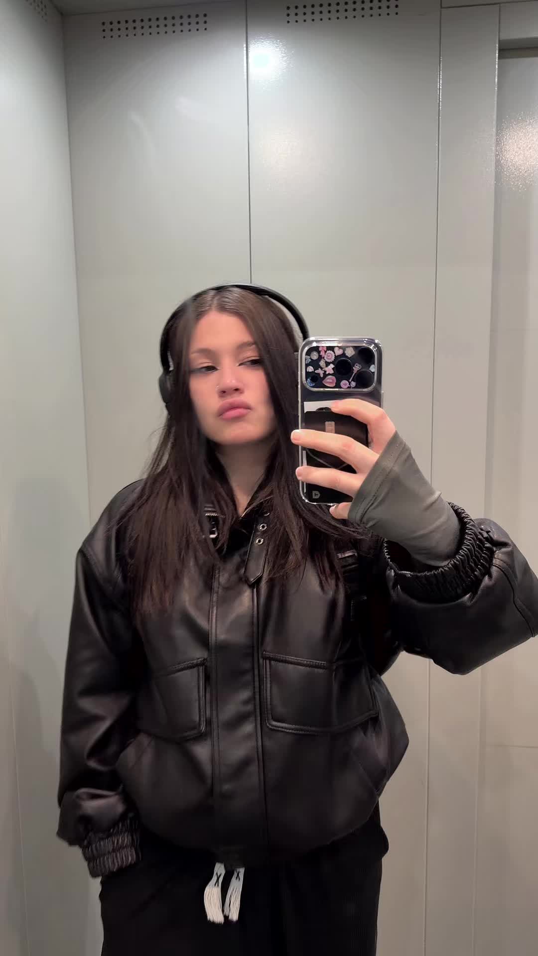 @Мученица