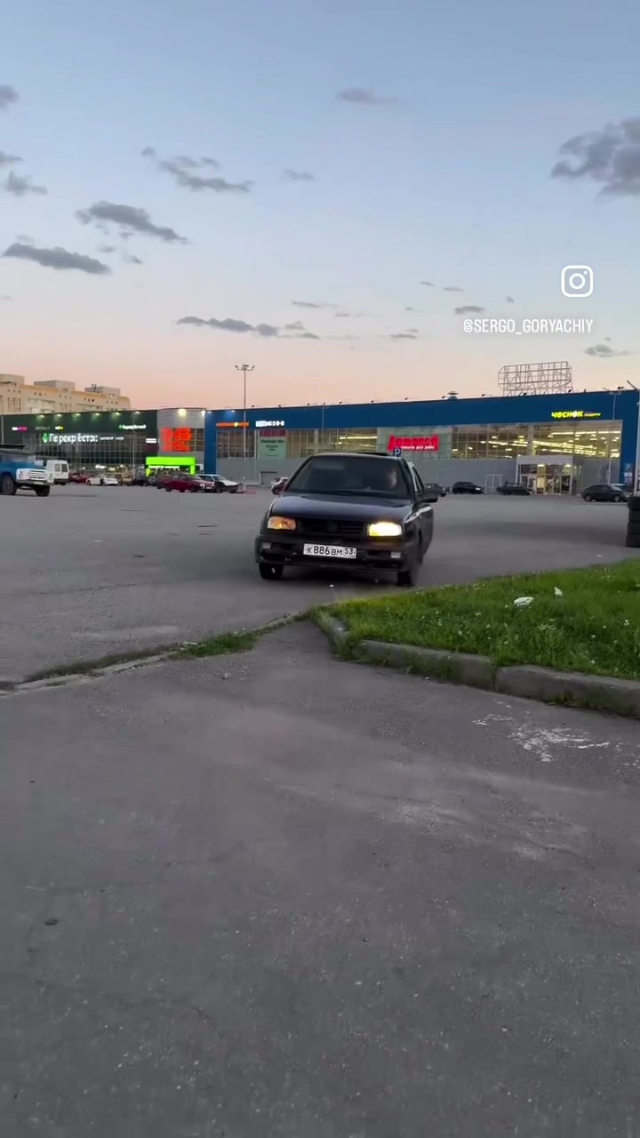 @whiteyezgoku