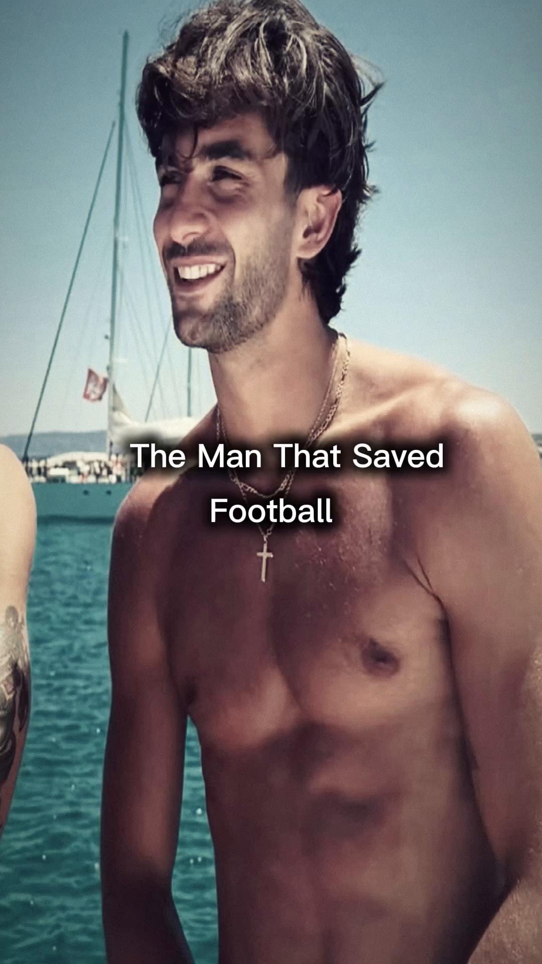 @-/