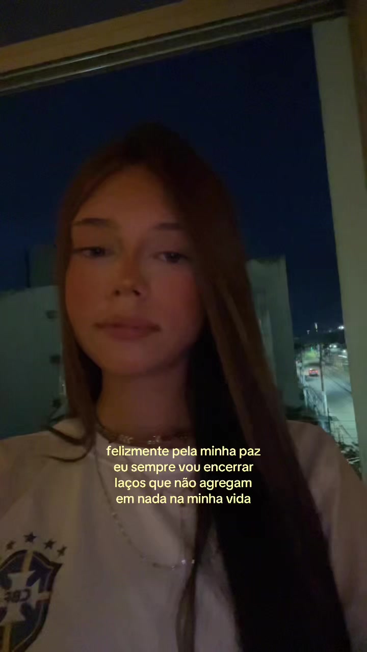 @ixi_larinha