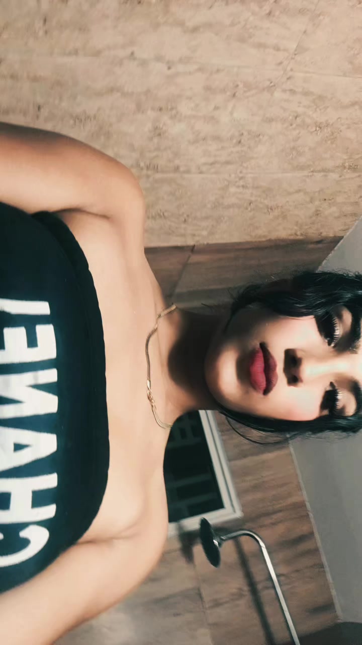 @valentina14