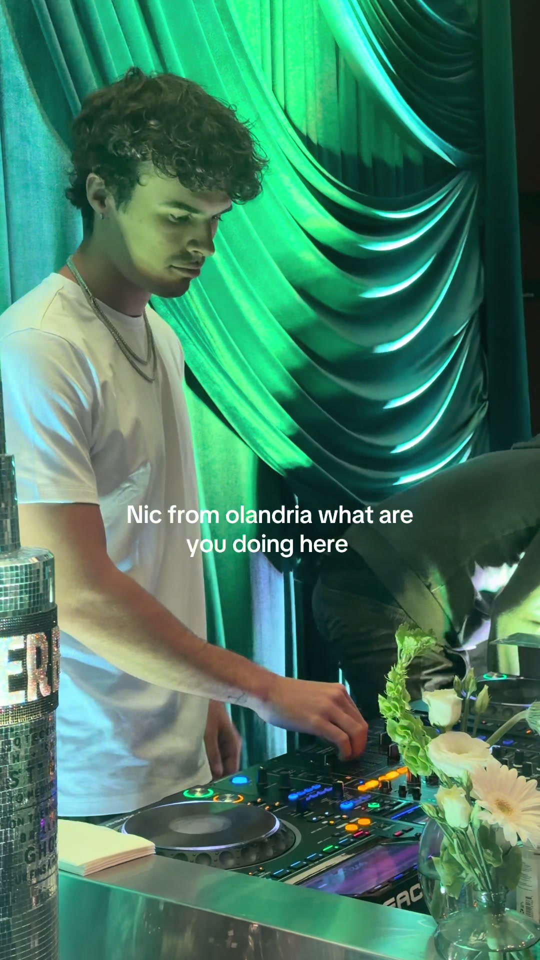 @Neilie