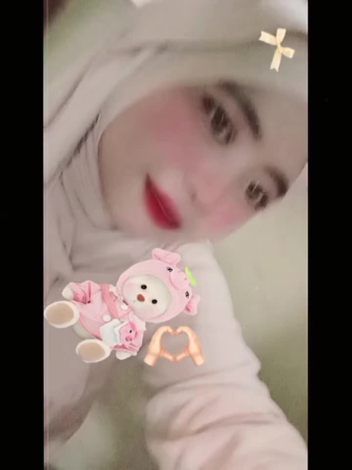 @wahyu 😘😗🥰