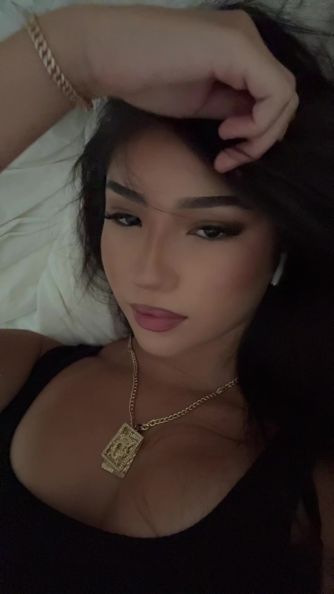 @rebeccadng