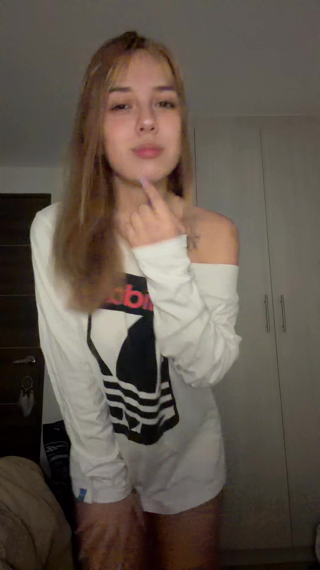 @Kitty_