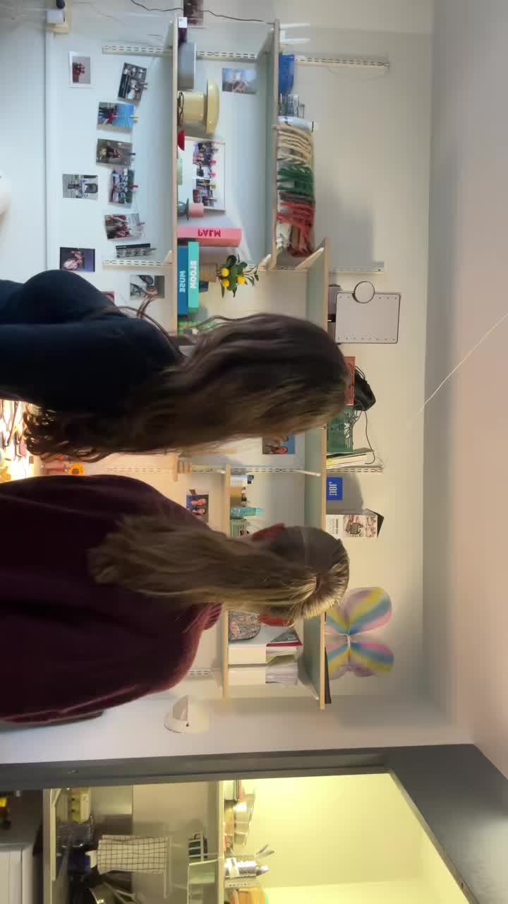 @L U C I E