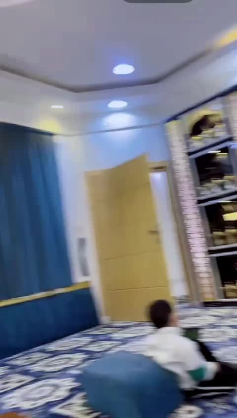 @QAZI 2618181