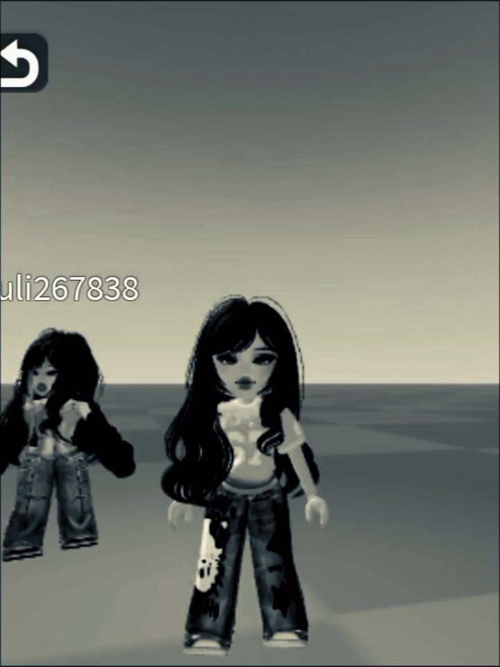 @Roblox ✨