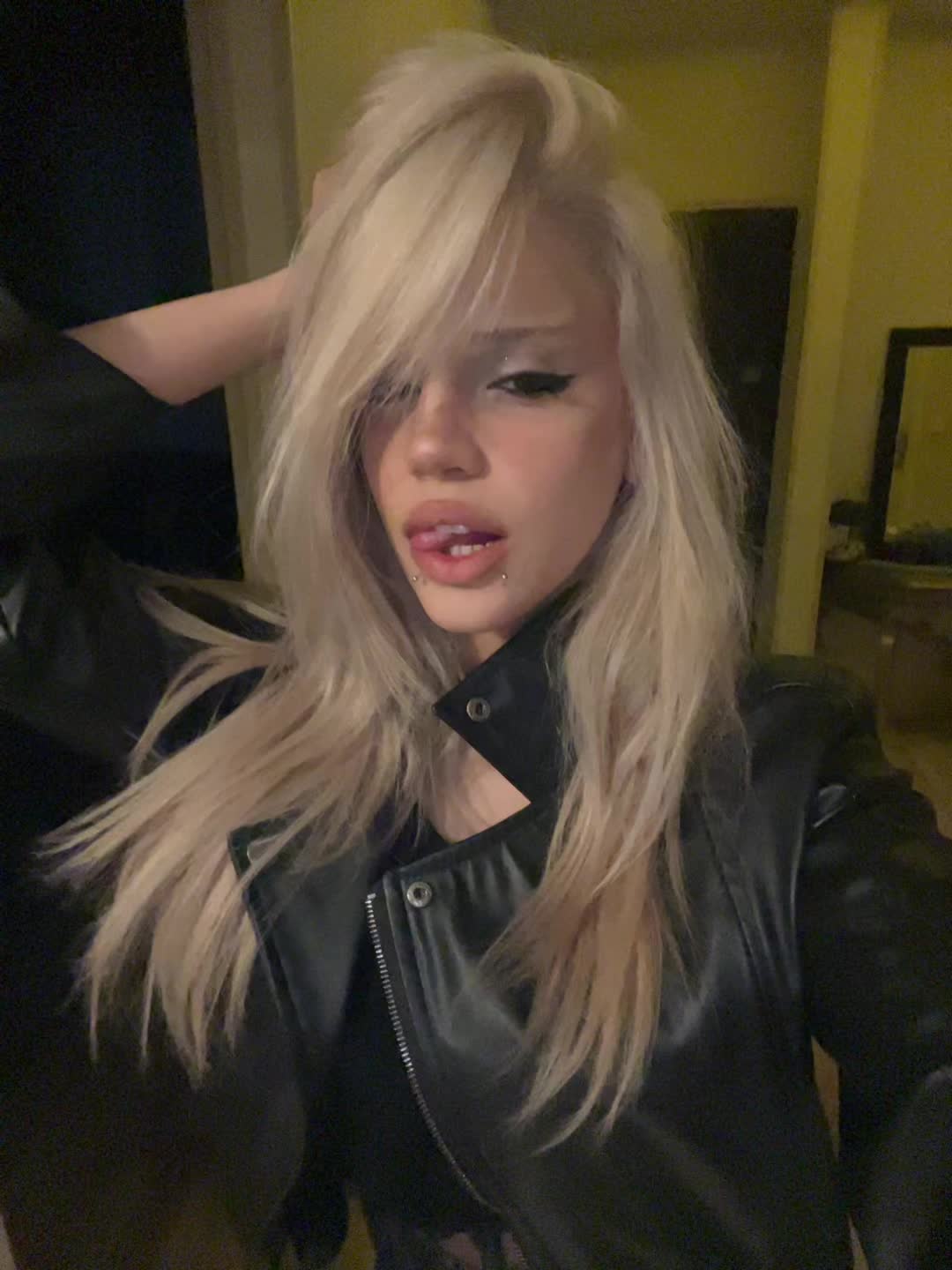@cora.linn