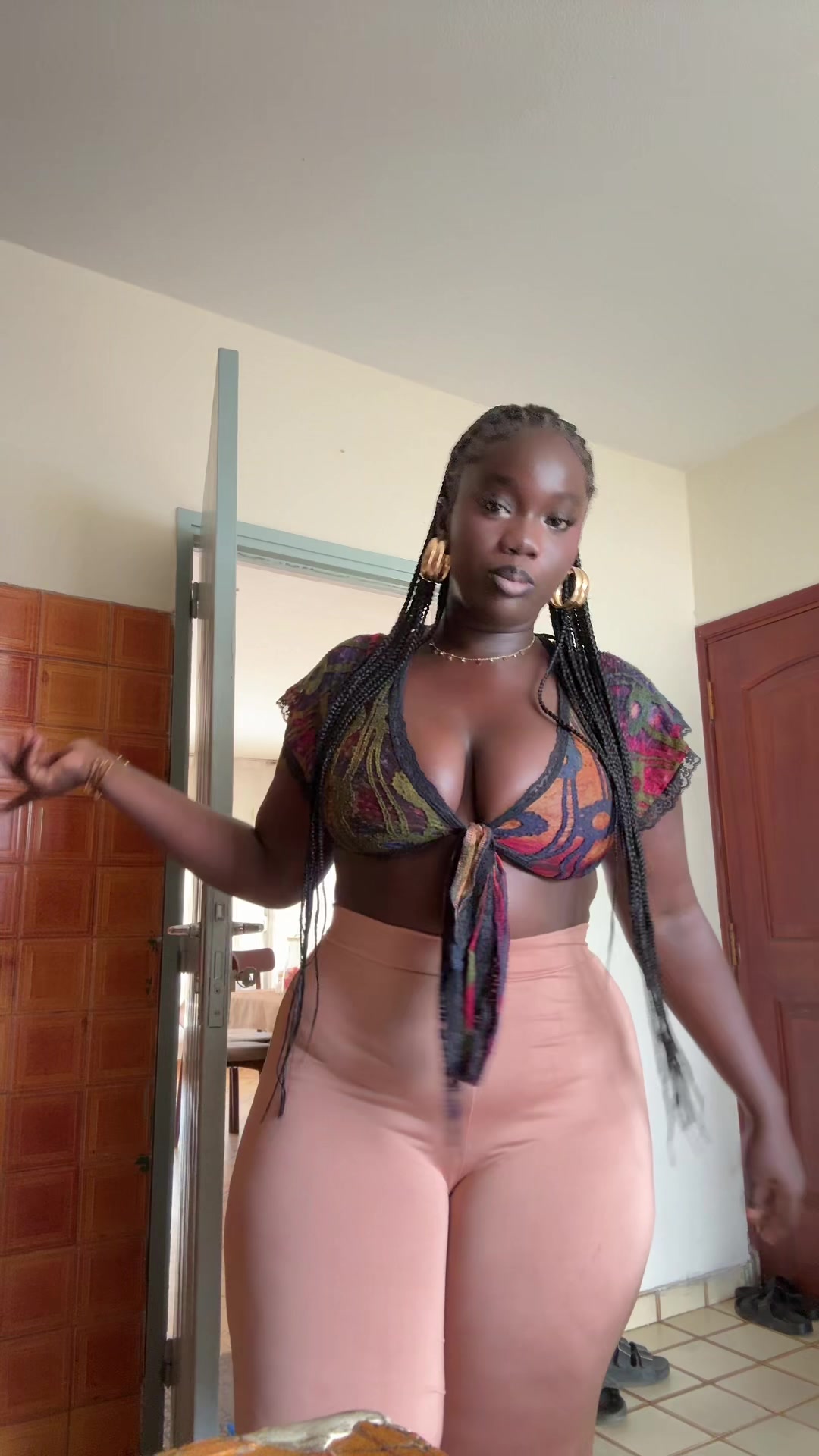 @𝑀𝒶𝓇𝒾𝑒-𝒹𝑒𝓈𝒾𝓇𝑒𝑒🇬🇭