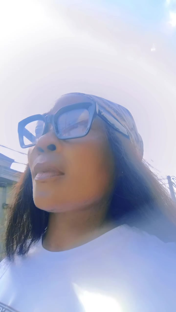 @zuku 225 Ghislaine🛡️🛡️🛡️