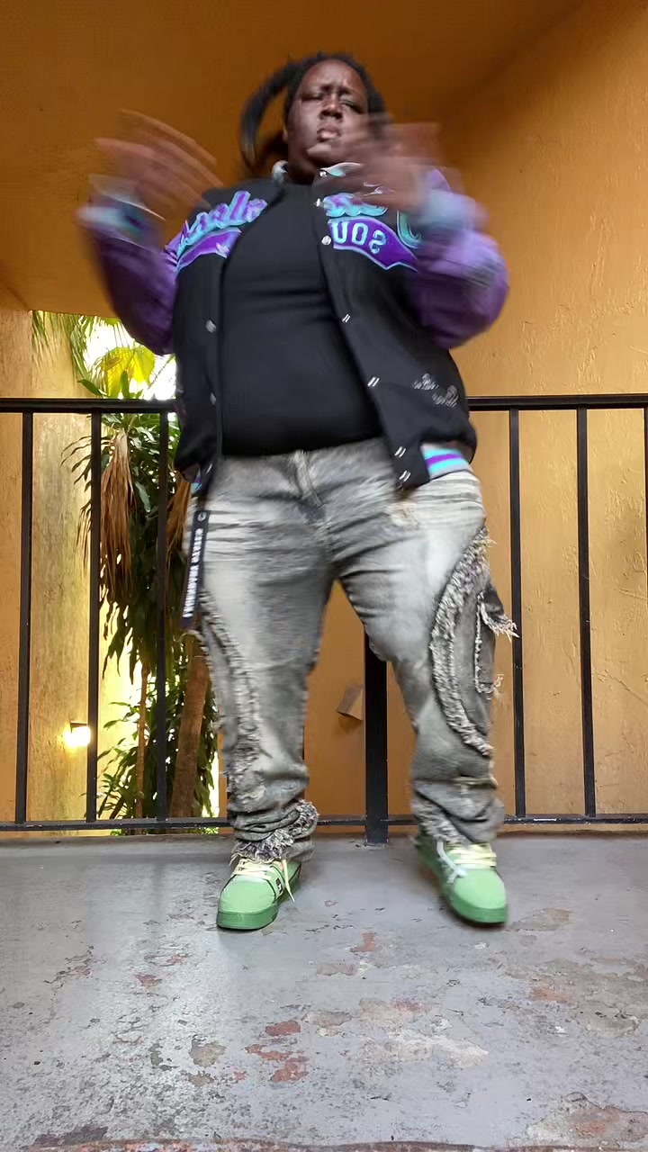 @bri2funny!