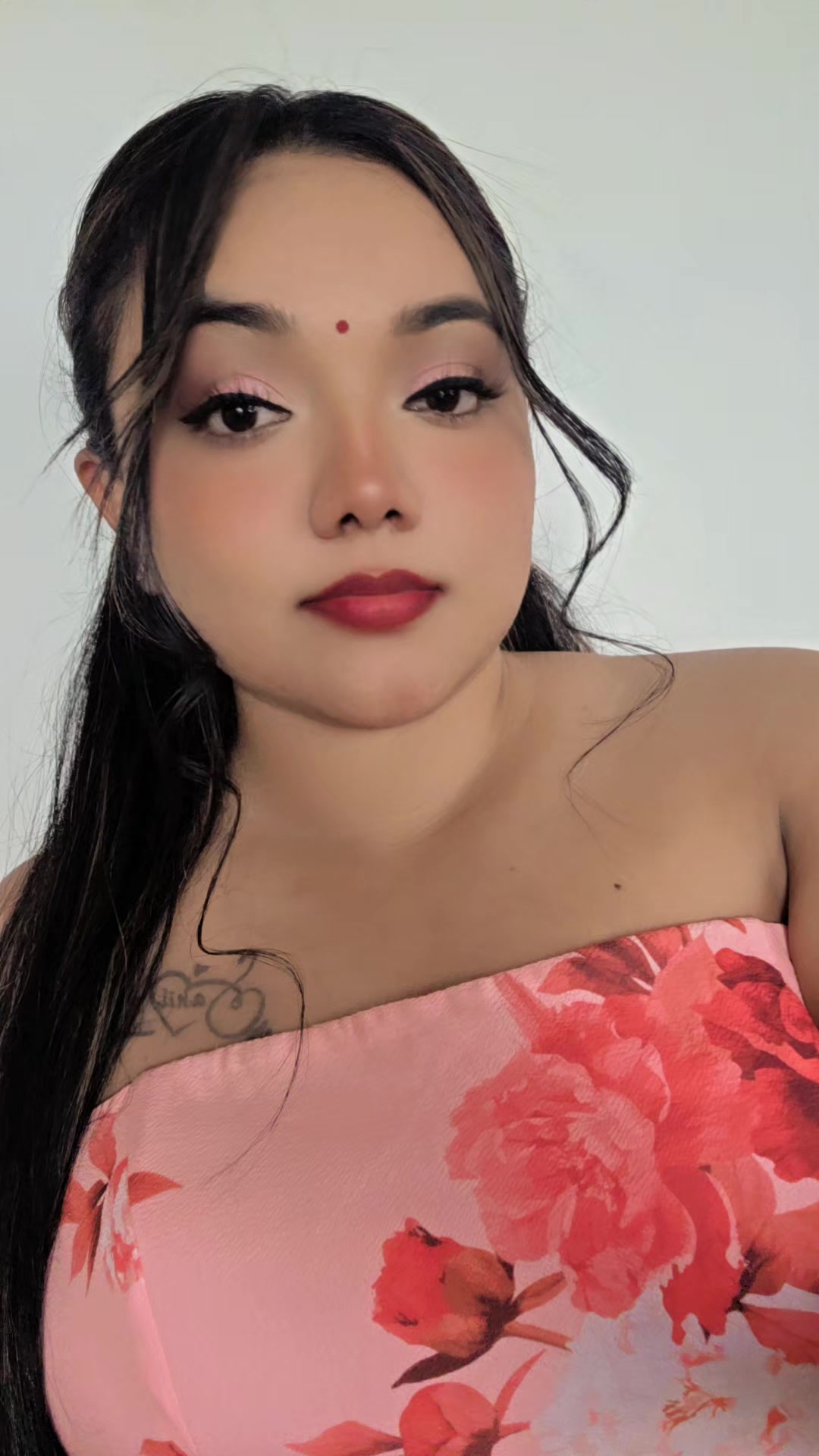 @Sharon_Raj🔥
