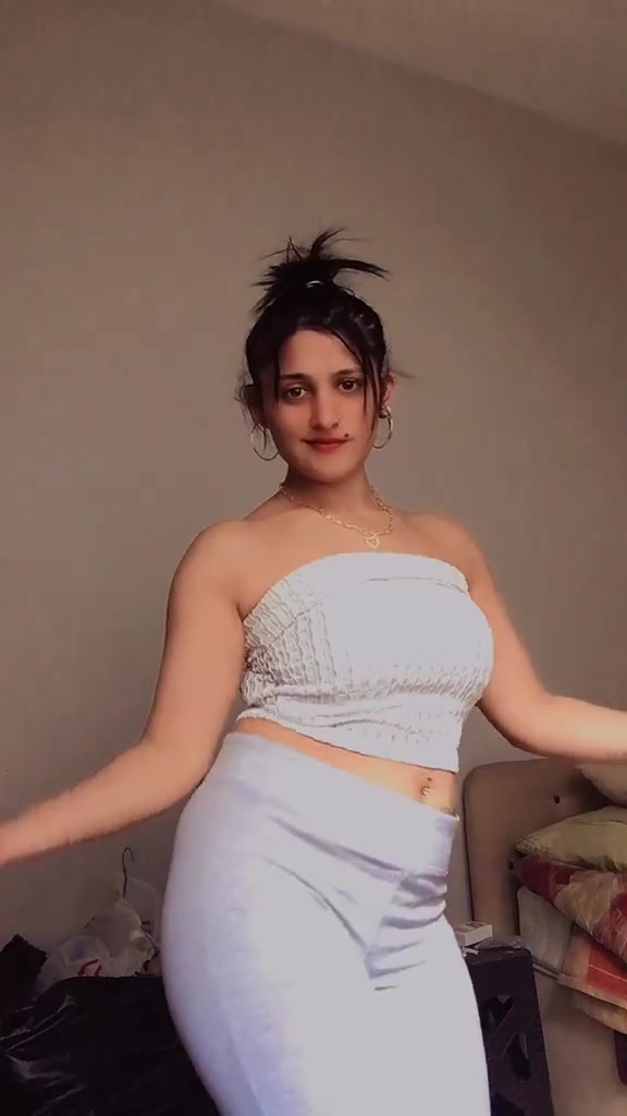 @Dlux23