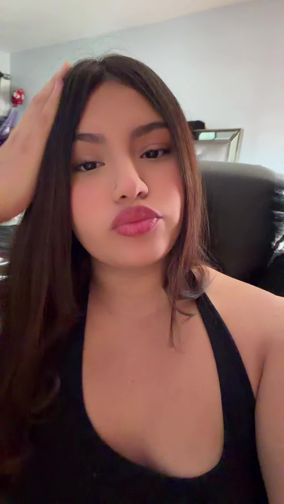 @𝑨𝒏𝒚𝒍𝒖♕