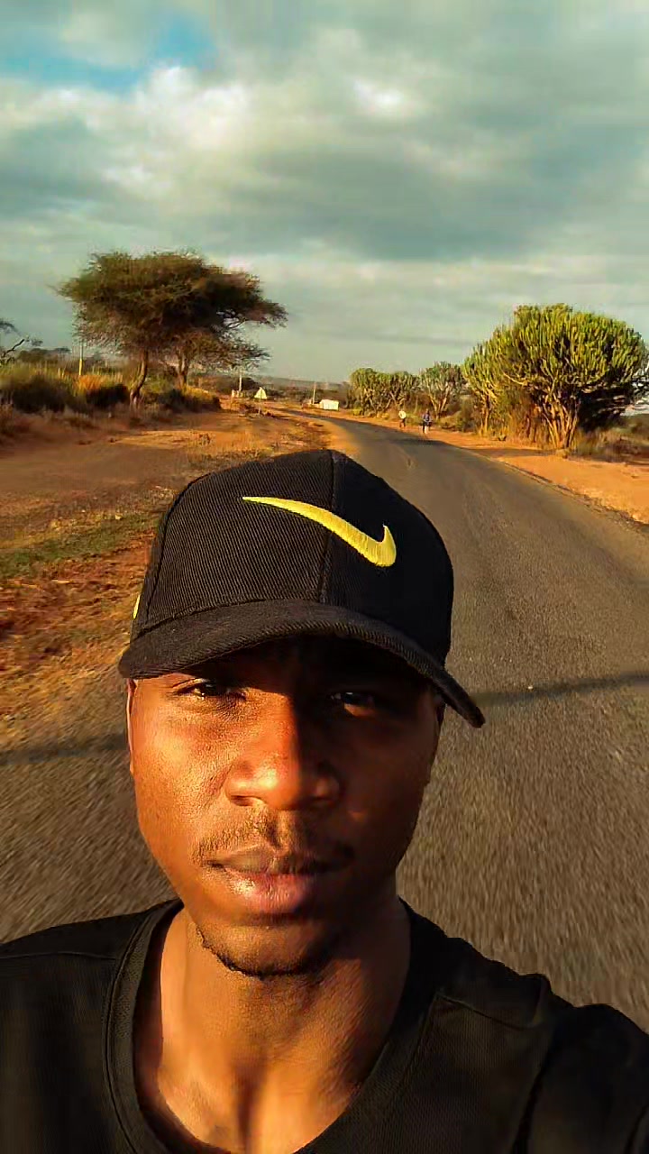 @RONG T 🇰🇪🤺