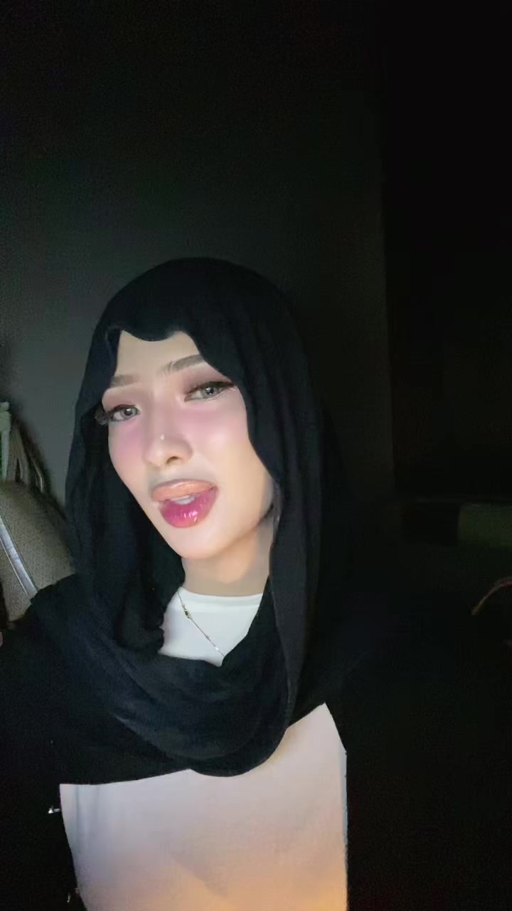 @نبيلة