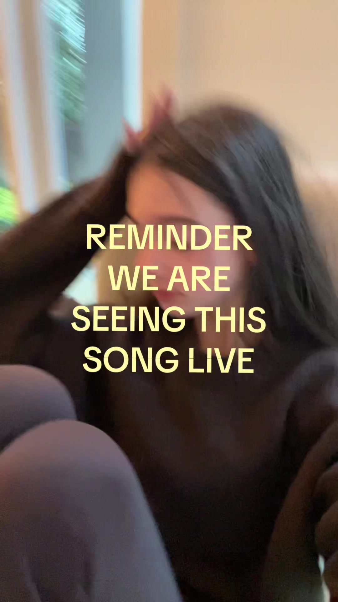 @Chlo ᥫ᭡