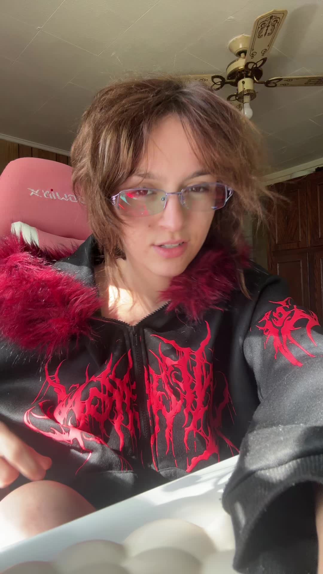 @KH