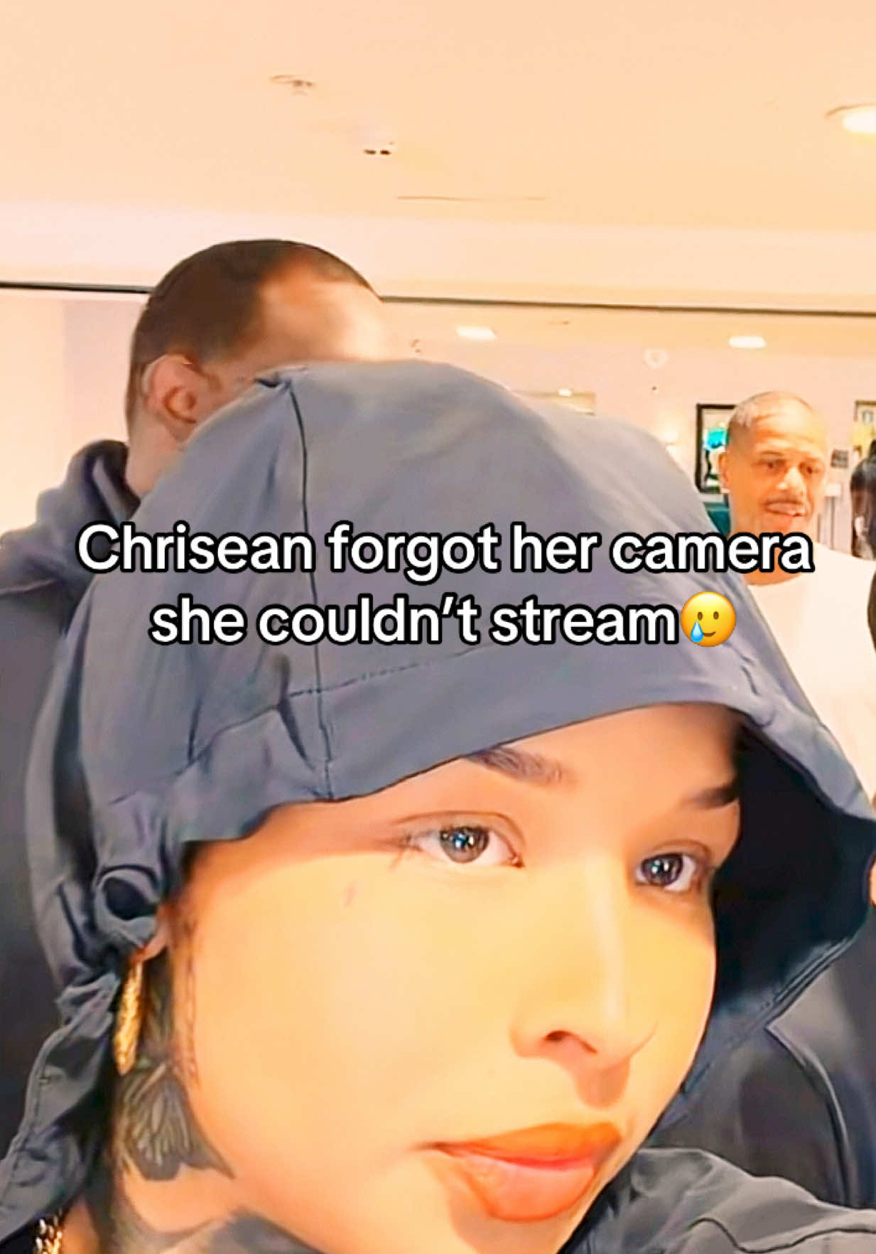 @chrisean