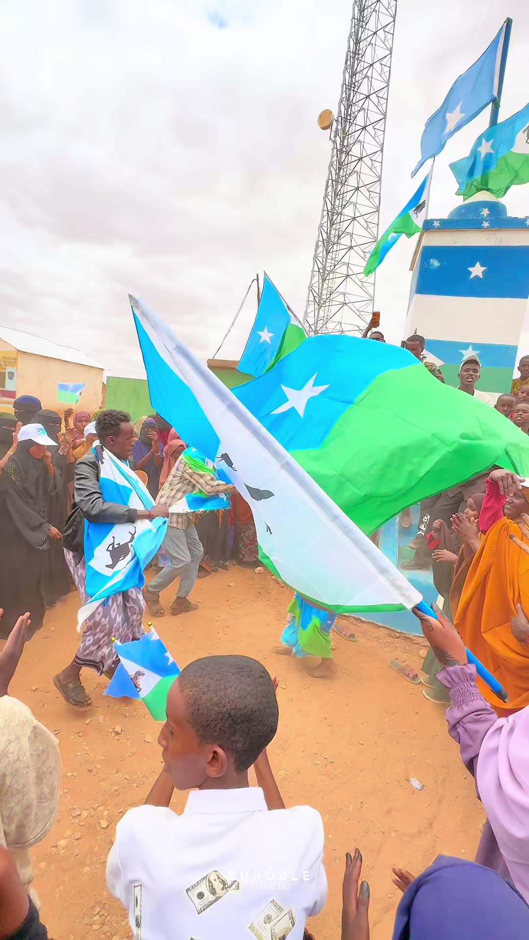 @Buuhoodle photo