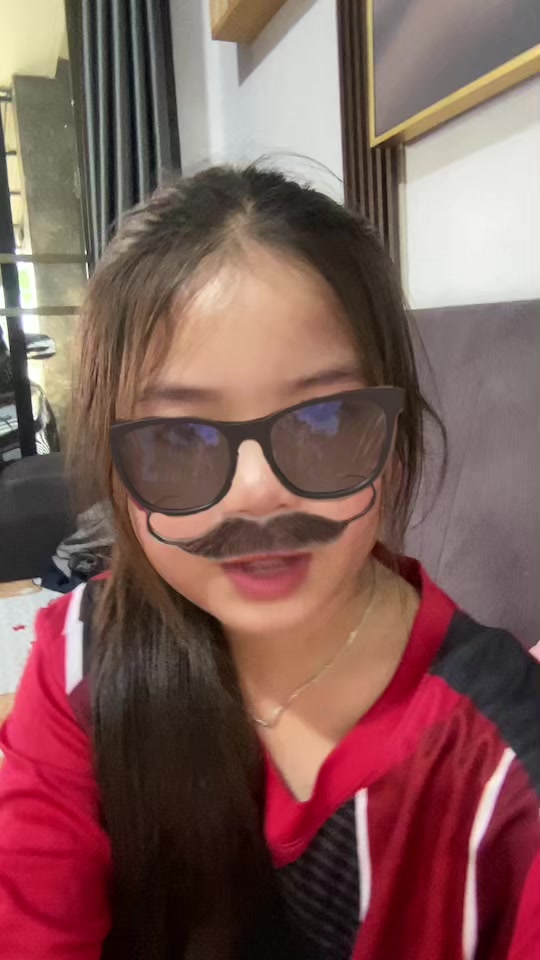 @น้องมิดซี่ขี้แตก.