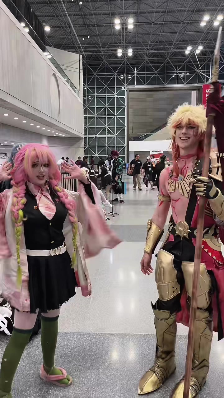 @:3 🔜 NYCC