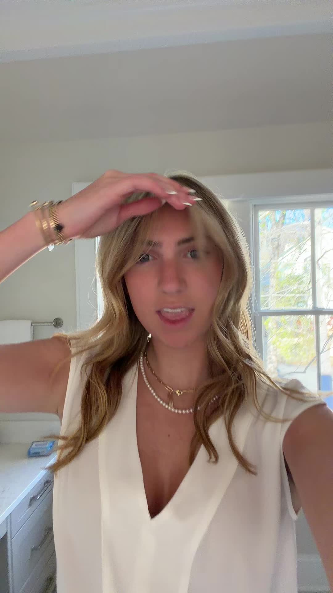 @chloe