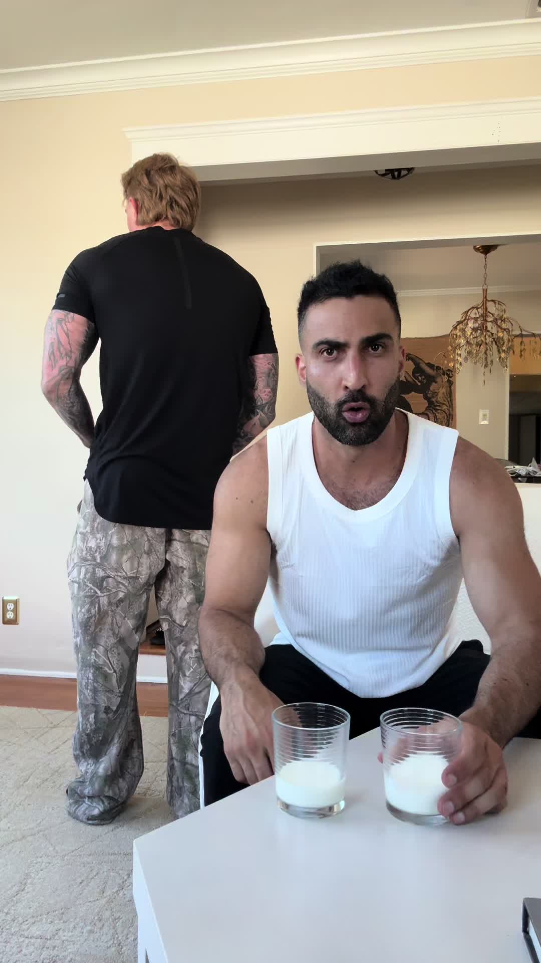 @RezzzV
