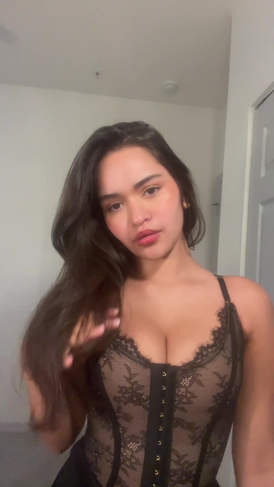 @niki
