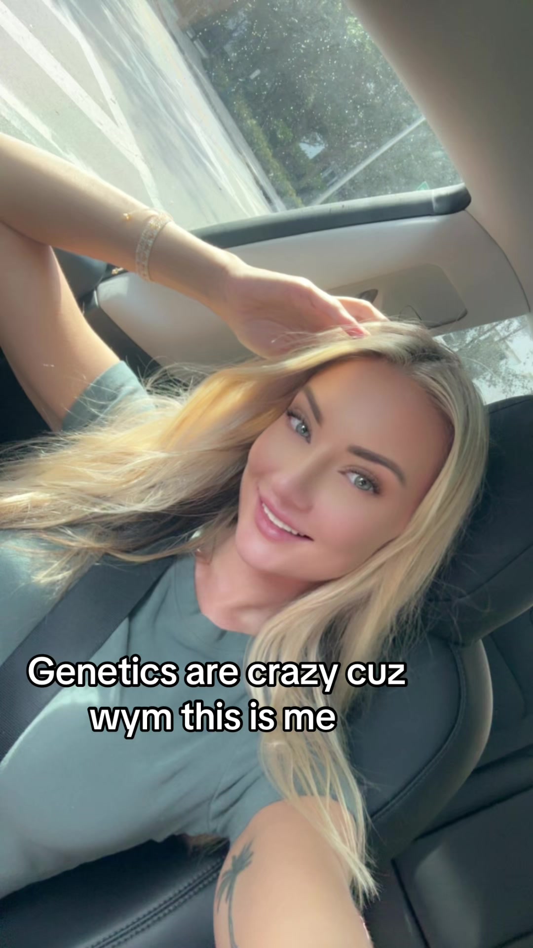 @LyndZ
