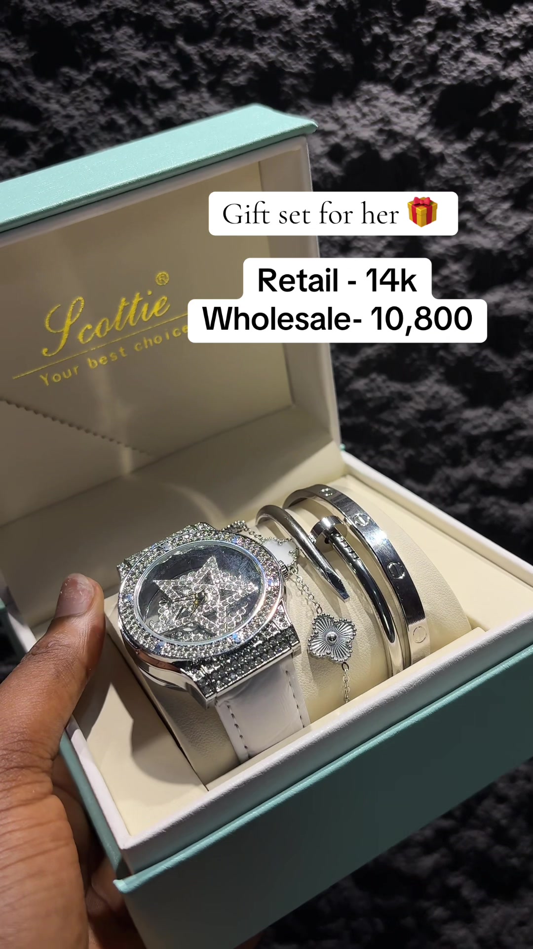 @MADAM JEWELRY WHOLESALER 🌟