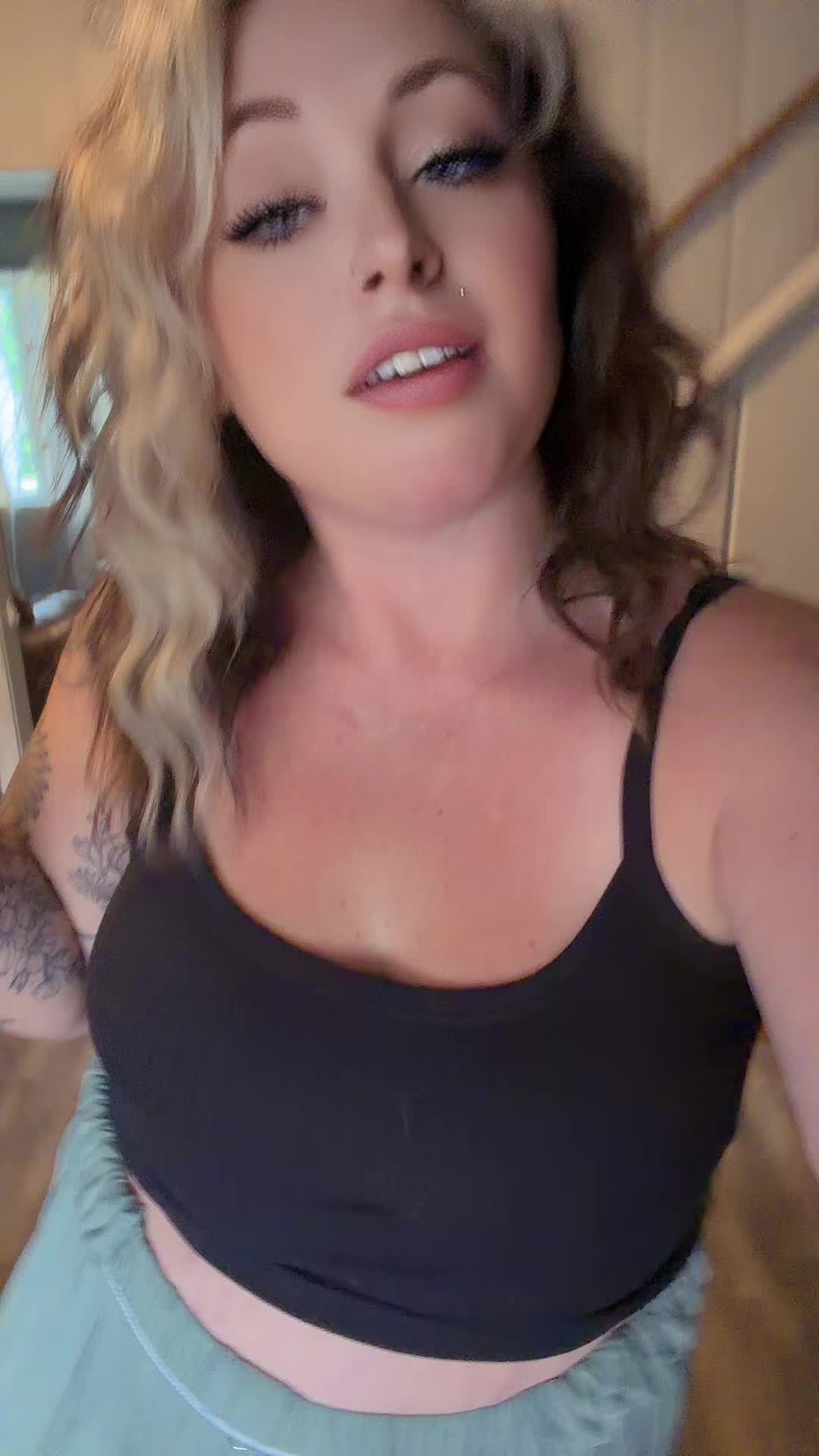 @Ashleyyy🫶🏼🖤🌙