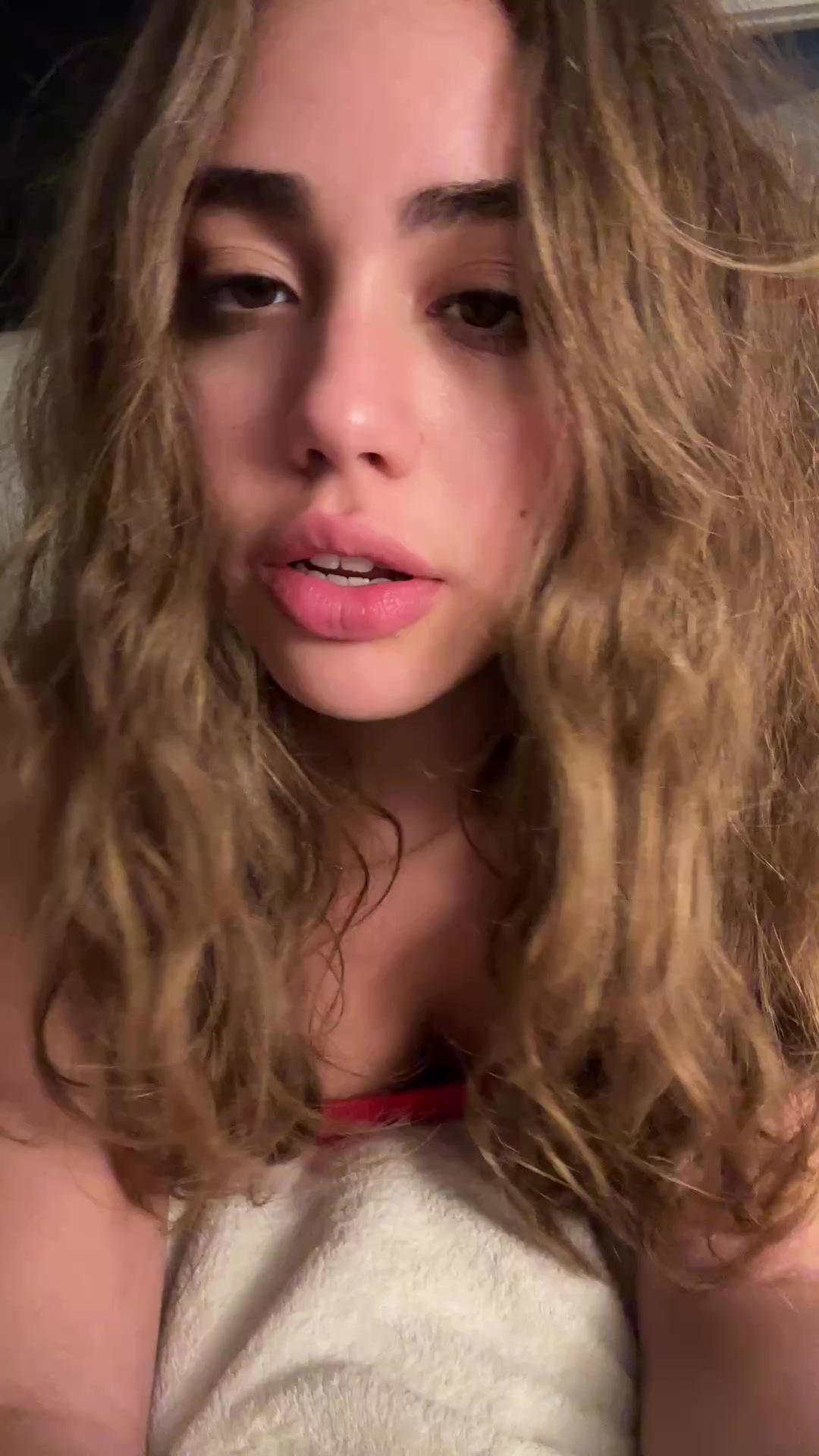 @daniela._xoxo19