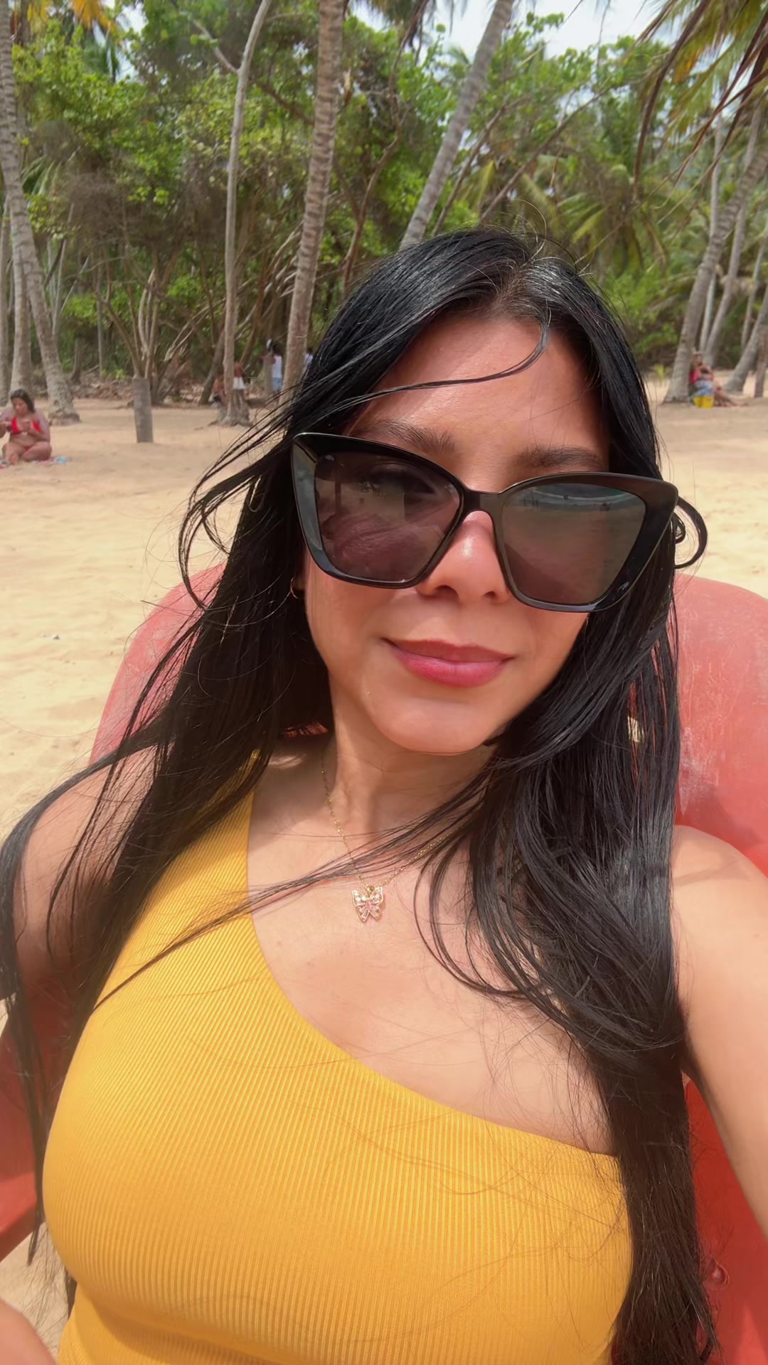 @Jshakira