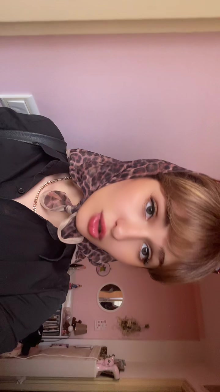 @Azula👄