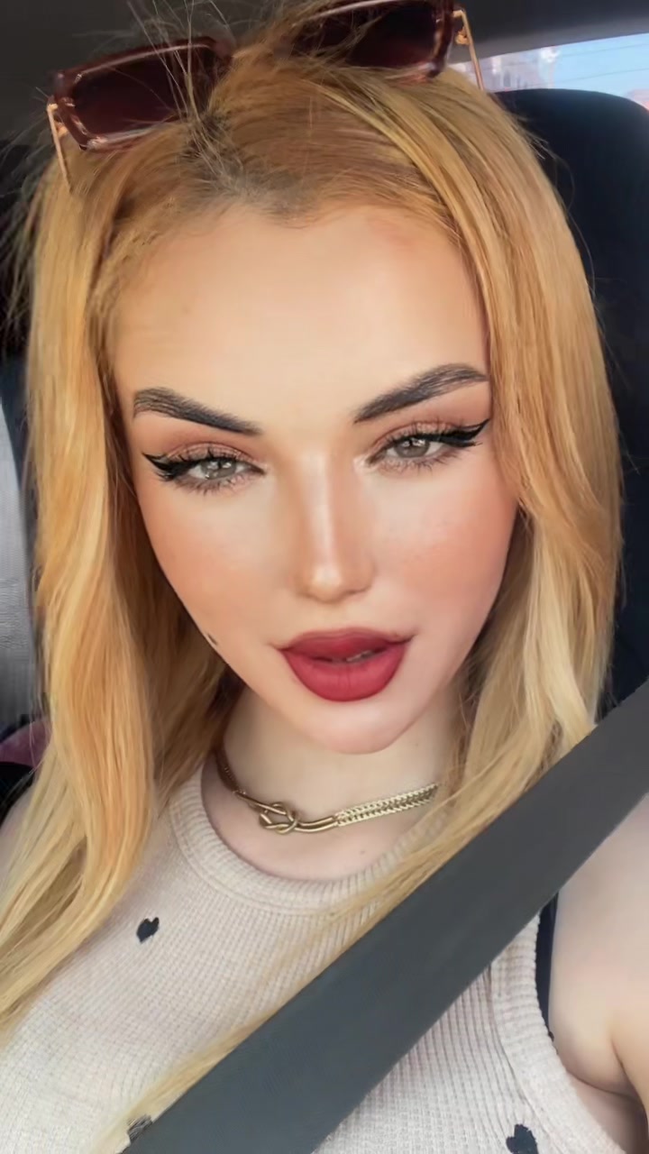 @tinazibani