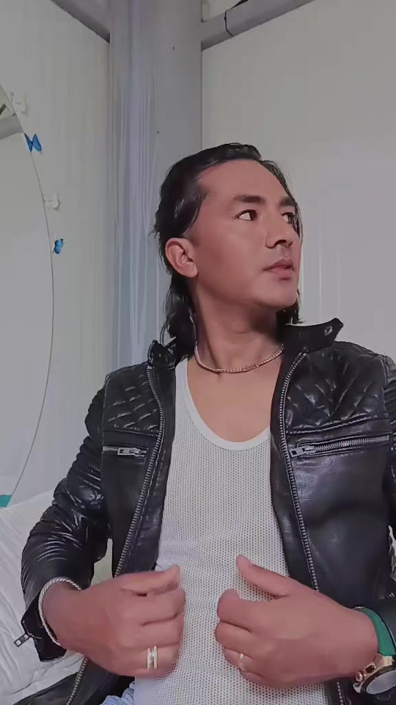 @ooooo